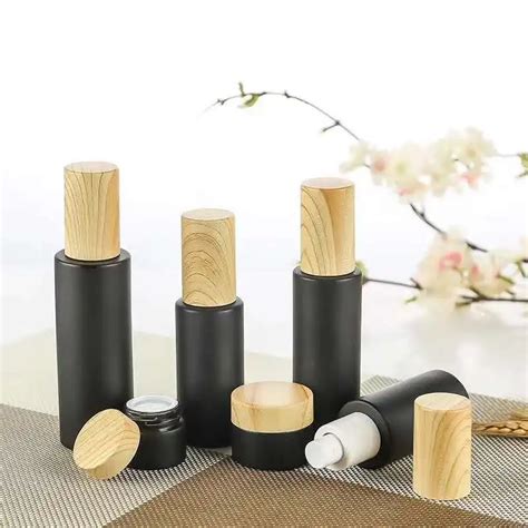 Luxury Cosmetic Containers And Packaging Spray Pump Bottle Oil Dropper