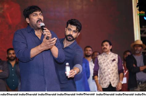 Mega Star Chiranjeevi Speech At Sye Raa Event Set 3