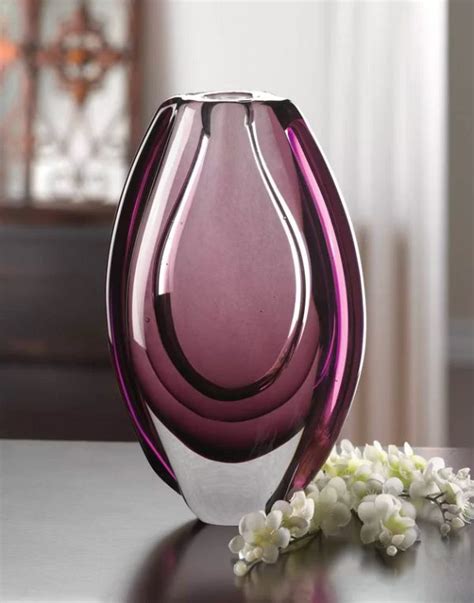 51 Glass Vases To Fill Your Home With Flowers And Delight