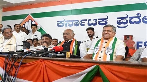 With Shettar S Joining Congress Aims At Breaking Lingayat Votebank In