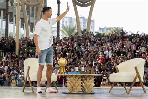 Cristiano Ronaldo Se Convierte En La Primera Persona En Alcanzar 400 Millones De Seguidores En