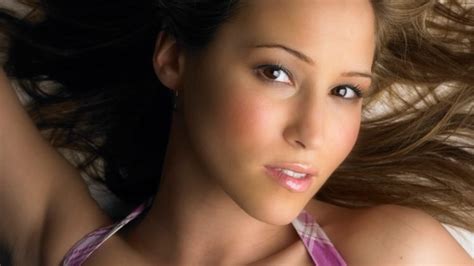 Brunette HD Wallpapers Desktop And Mobile Images Photos