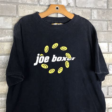 Vintage 90s Joe Boxer Smiley Face Black Graphic T Shi Gem