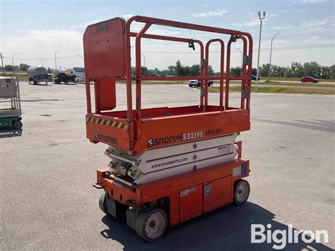 2016 Snorkel S3219E Self Propelled Electric Scissor Lift BigIron Auctions