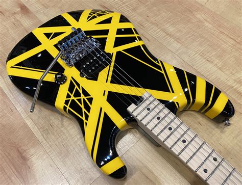 EVH Striped Series Electric Guitar Black With Yellow Stripes Andy