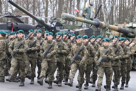 Wojskowe Targi Służby i Pracy Wojskowe Targi Służby i Pracy Gazeta