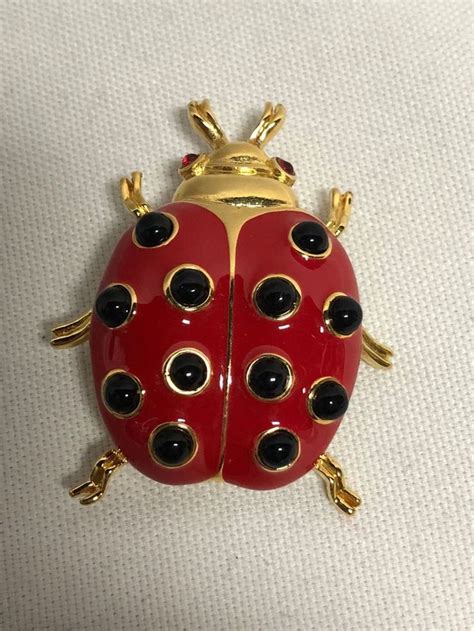 Vintage Trifari Red Black Enamel Gold Tone Ladybug Pin Brooch 2