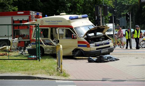 Wypadek karetki pogotowia Wiadomości