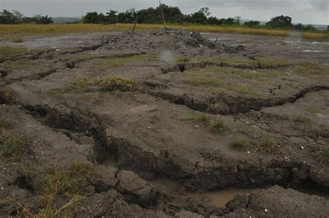 Sciency Thoughts: Residents of Piparo, central Trinidad, on alert as mud volcano shows signs of ...