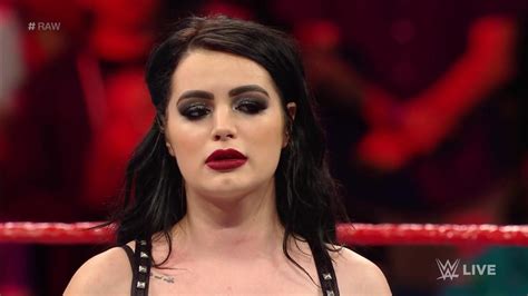 Paige Tearfully Announces Her Retirement [Video]