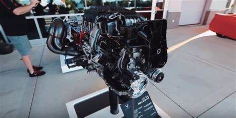 C8 Corvette Cutaway Walkaround Video Talks Engine Access Panels