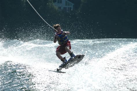 wake boarding