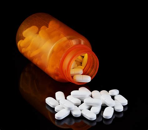 Vicodin Addiction Side Effects Withdrawal And Treatment