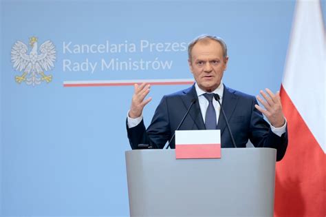 Afera W Collegium Humanum Donald Tusk Reaguje Portal I Pl