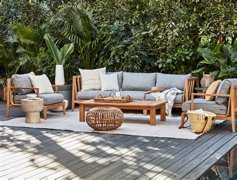 Outer | The perfect outdoor sofa is now within reach.