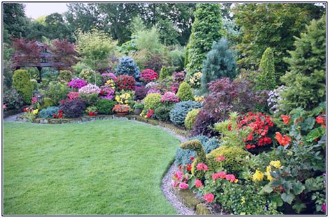 Stunning Small Garden Design Blend Lovable Rooftop Gardening Beautiful