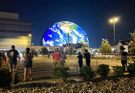 attractions   twitter httpstcoqsbadwaoww twitter