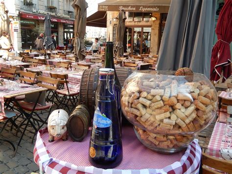 La sélection des meilleurs bouchons lyonnais Le Petit Paumé