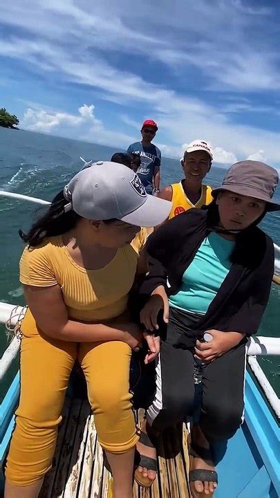 Peixe Voador Rouba Celular De Turista Nas Filipinas V Deo Dailymotion