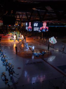 Black Wings Feiern Heimauftakt Gegen Villach