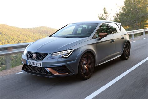 Photo SEAT LEON III Cupra R 310 Ch Berline 2018 Motorlegend