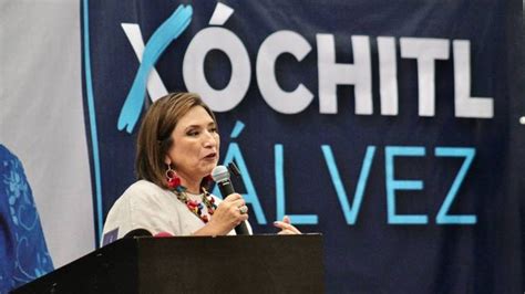 Xóchitl Gálvez promueve amparo contra dichos de AMLO acusa que viola