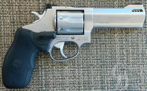 Taurus Tracker 357 Magnum 7 Shot A New Baseline For Revolvers The Shooter S Log