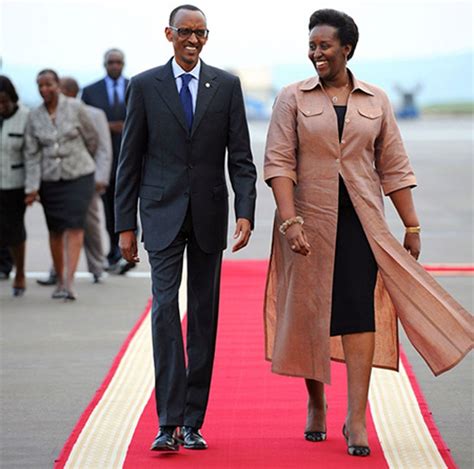 Perezida Kagame Na Madamu Jeannette Kagame Batumiwe Mu Isabukuru Y