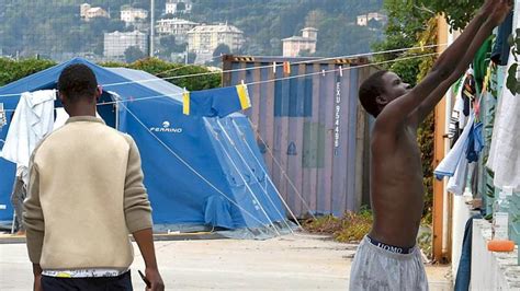 Genova Nel Centro Profughi Di Voltri Si Teme Larrivo Del Freddo Al