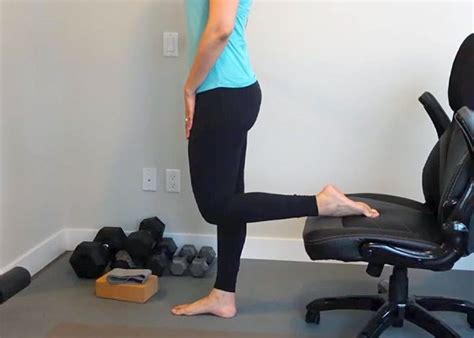 Piriformis Stretch Sitting