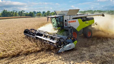 Claas Announces New Tractor And Combine For 2023