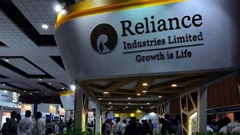 reliance industries ranked   fortunes global  list business