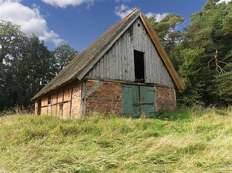 Images Gratuites herbe ferme Prairie maison bâtiment Grange