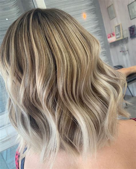 Babylights Babylights And Balayage Blonde Bob Wavy Bob Beachy Bob