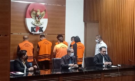 Breaking News Kpk Tetapkan Bupati Penajam Paser Utara Tersangka Kasus