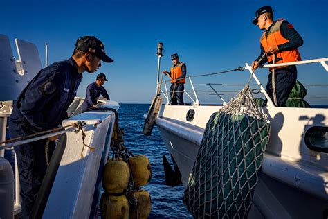 As Tensions Rise In South China Sea Philippines Signs Security Deals