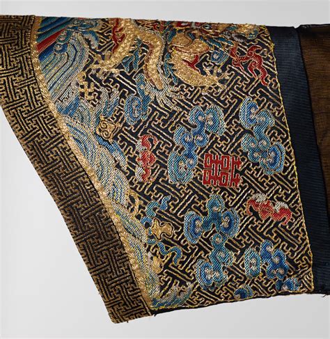 Woman's imperial Manchu coat (Ch'i-Fu) | RISD Museum