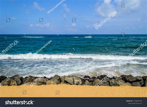 Wellawatte Beach Sri Lanka Stock Photo 1270094128 | Shutterstock