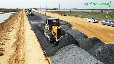 Perfect Komatsu Bulldozer Grading Gravel Dozer Spreading Gravel