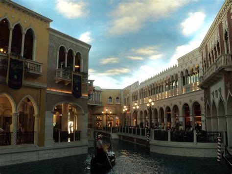 The Insider: The Grand Canal Shoppes at The Venetian Las Vegas ...