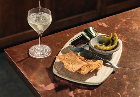 The Naked Duck Martin Place East Sydney Cafe Restaurant Menu Phone Reviews Agfg