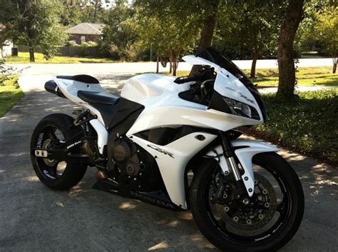 Honda Cbr600rr Custom - reviews, prices, ratings with various photos