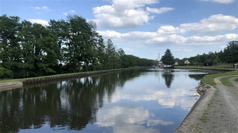 Circuit Ch Teaux En Bord De Canal Auvergne Destination