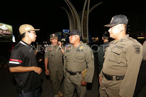 PEMANTAUAN LARANGAN PERAYAAN PERGANTIAN TAHUN ANTARA Foto