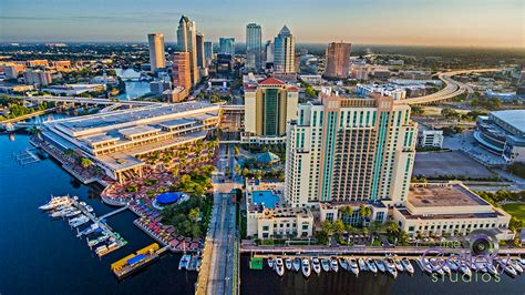 Tampa_Marriott_Water_Street | Tampa Headshot Photographer