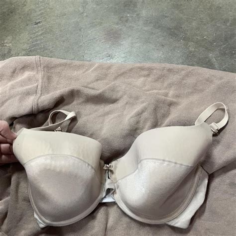DKNY NUDE BRA DKNY Nude Underwire Bra This Bra Has Depop