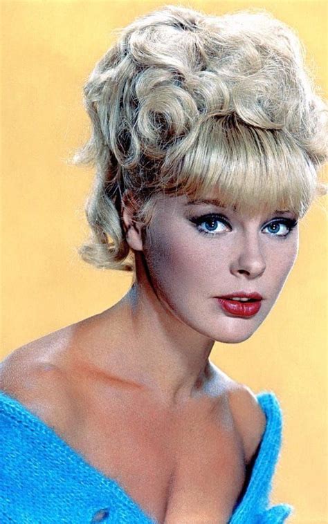 Elke Sommer エルケソマー 1940 ドイツ 女優画家 Most beautiful hollywood actress