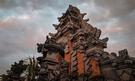 Sejarah Gapura Candi Bentar Dan Filosofi Di Baliknya Putri Bali Rental