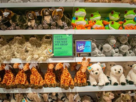 Houston Zoo Eliminates Environmentally Damaging Material In Shop