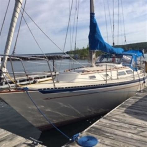Islander 30 Mk Ii — Sailboat Guide